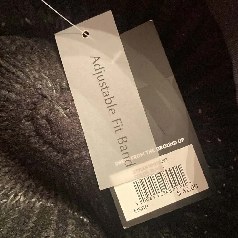 NWT Nine West black hat with adjustable fit band